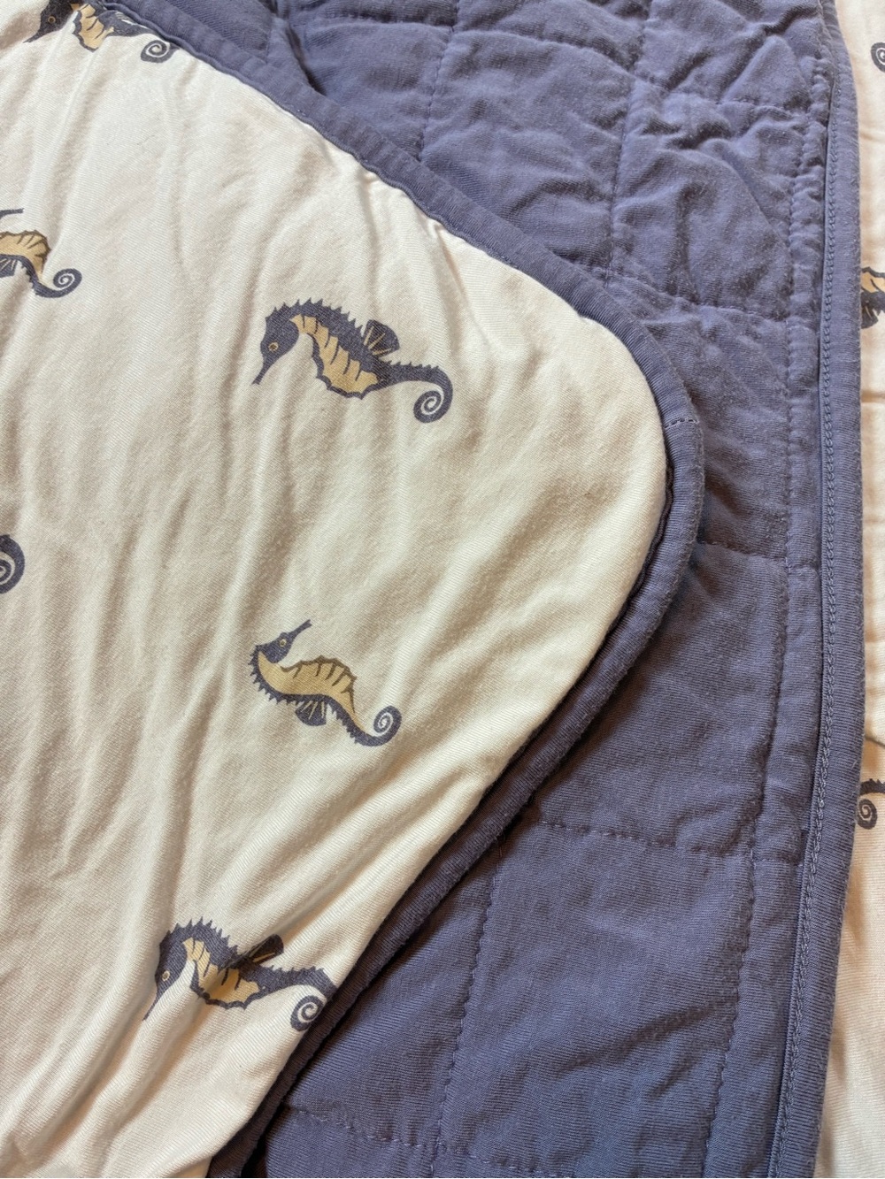 Kyte Baby Seahorse Toddler Blanket Retired Print Rare - Picture 6 of 6